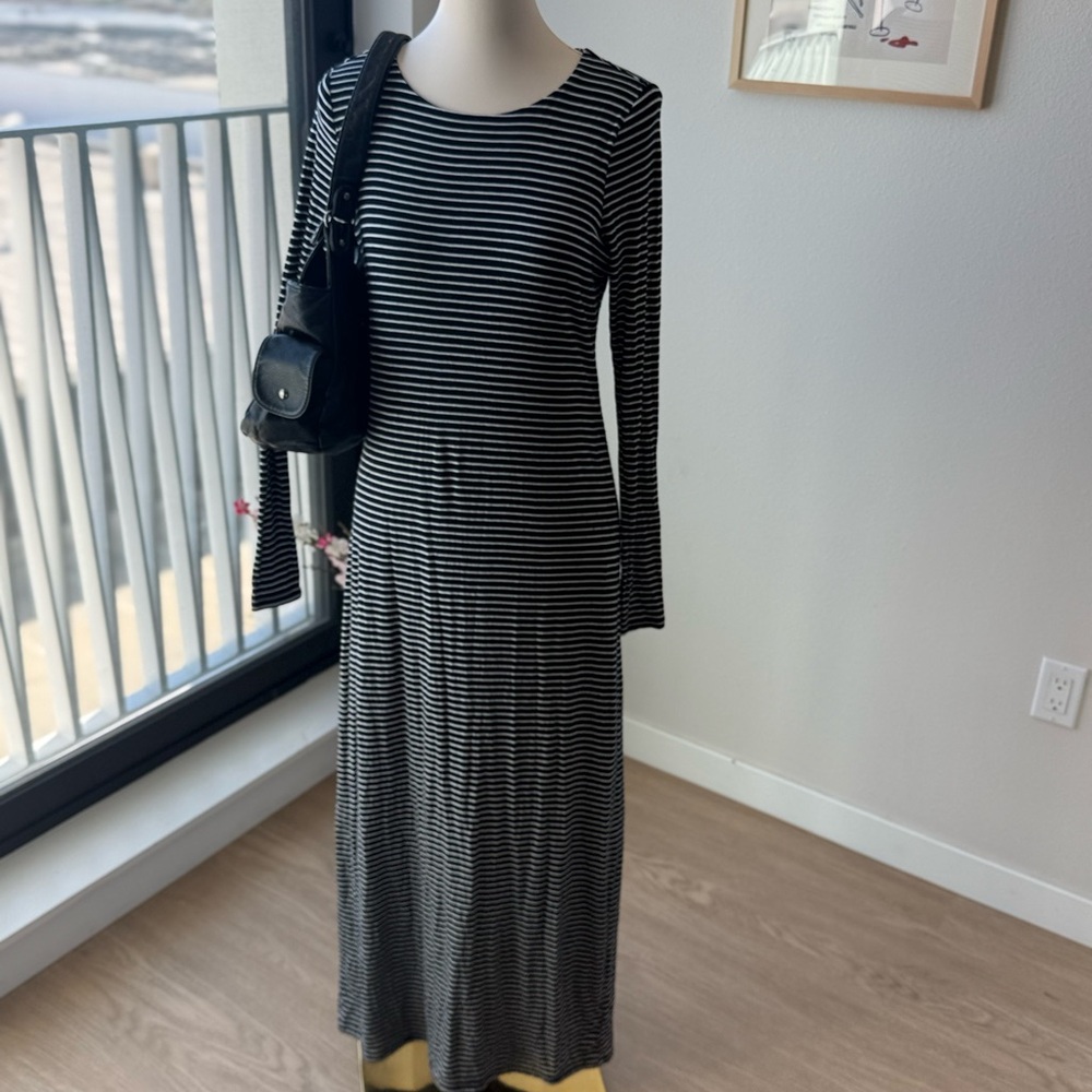 Black and White Striped Long Sleeve Dress